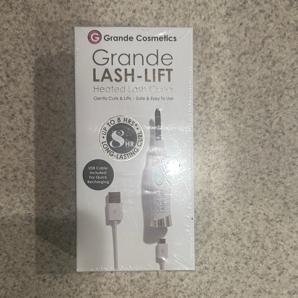 Grande Cosmetics Lash-Lift Heated Lash Curler